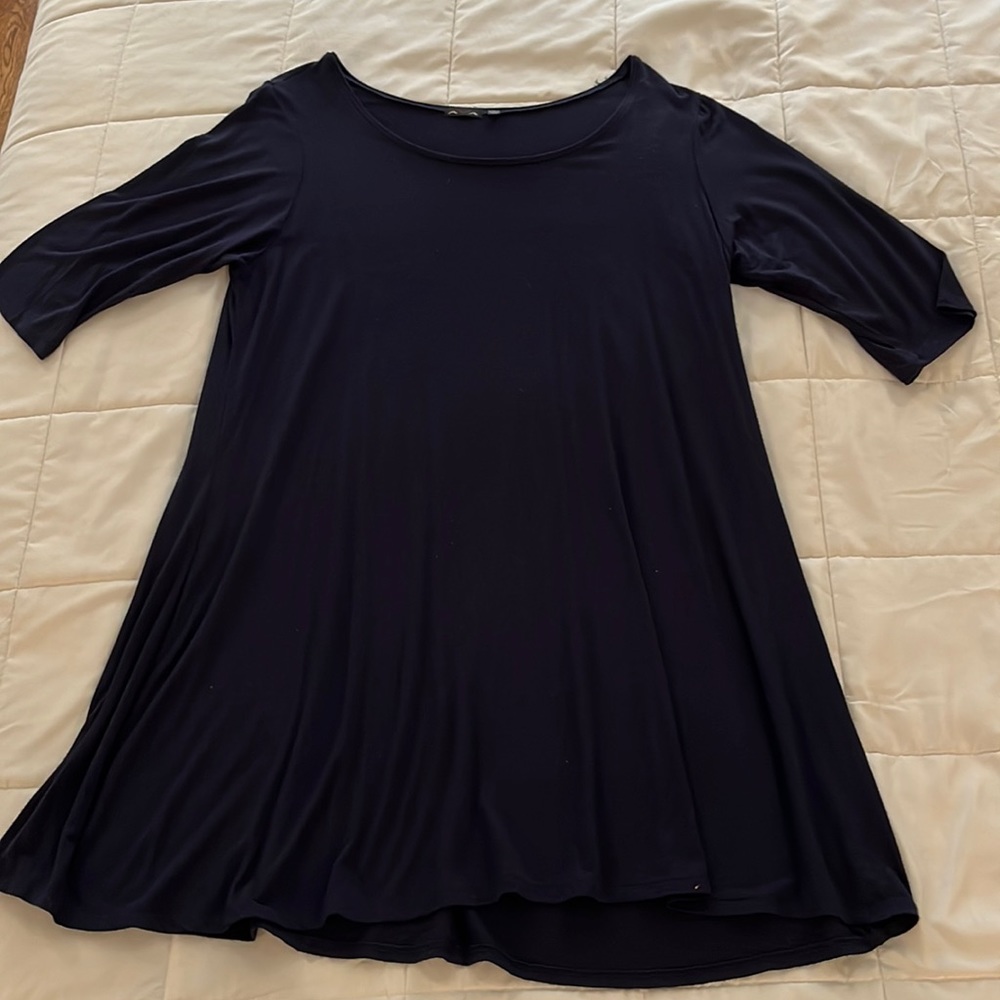 Navy blue, 3/4 length sleeved tunic